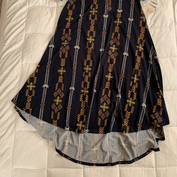 LuLaRoe Carly Dress - NWT - Navy with pattern vertical gold stripes - Picture 2 of 7